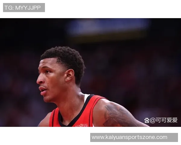 小贾巴里坦言近期投篮状态不佳但仍保持自信享受进球的快感