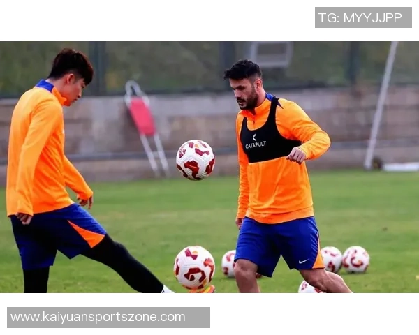 布斯克茨携妻儿共庆退役仪式迈阿密球迷齐聚致敬